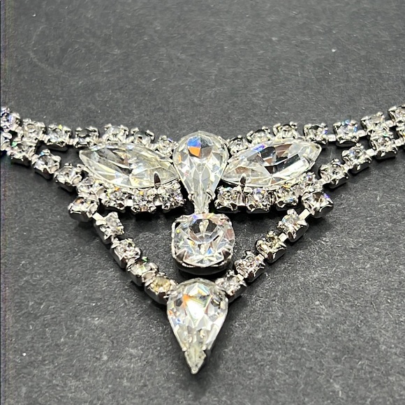 Vintage Kramer NY rhinestone necklace - Picture 2 of 6